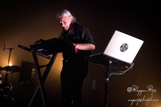 HF2019-TheYoungGods-01.jpg